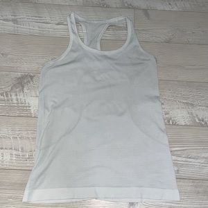 lulu lemon swiftly tech tank top